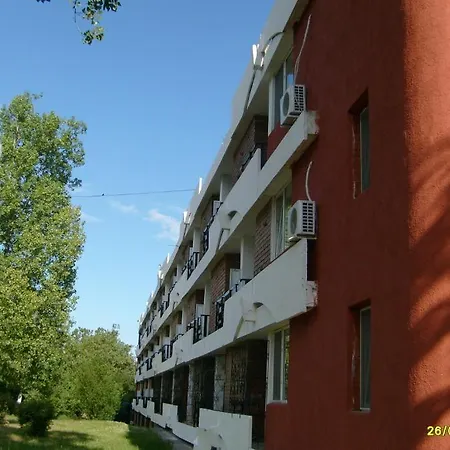 Sanda Hotel 2*